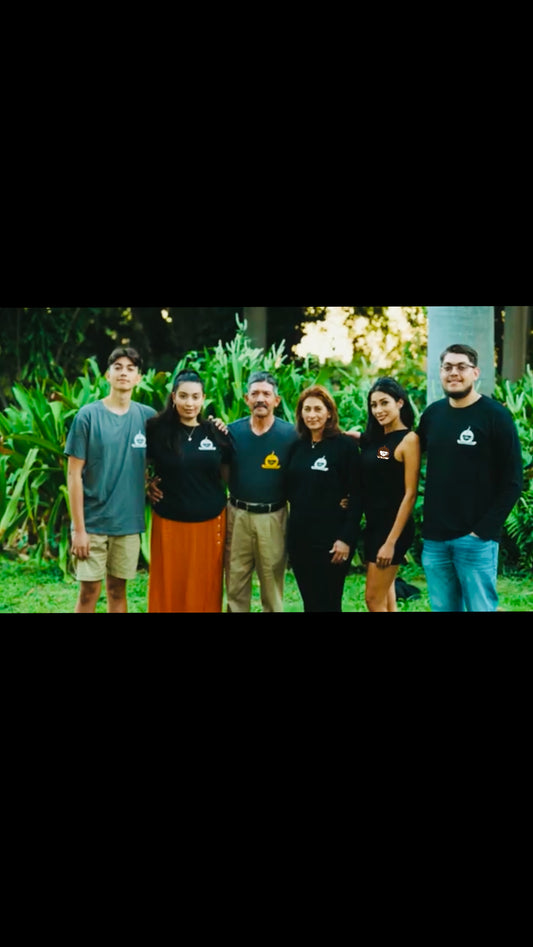 HAPPY NEW YEAR FROM THE MIRANDA OHANA!