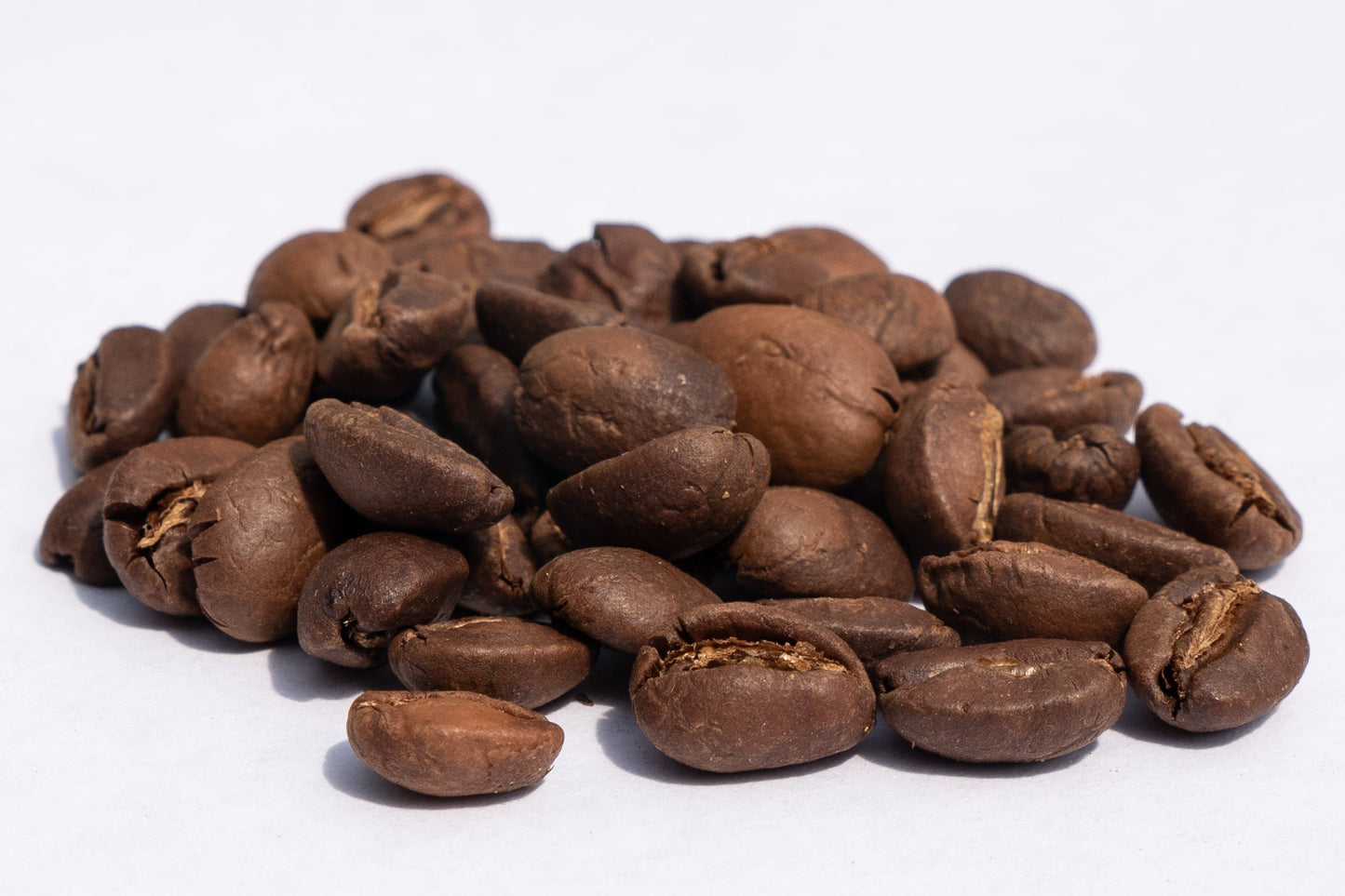 Medium roasted Red Catuai coffee beans grown in Kaʻū, Hawaiʻi